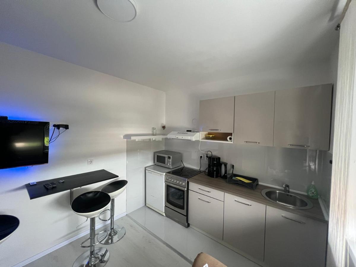 Apartman Paola - Massage Chair- 0-24 Self Check In Out- ז'ופניה מראה חיצוני תמונה